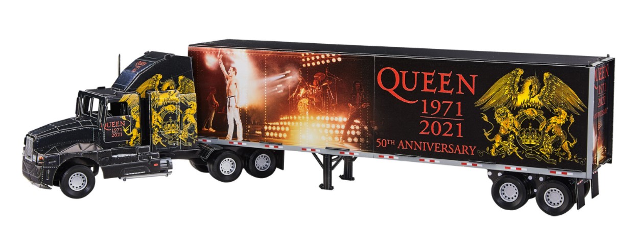 QUEEN Tour Truck - 50th Anniv - Revell  QUEEN Tour Truck - 50th Anniversary