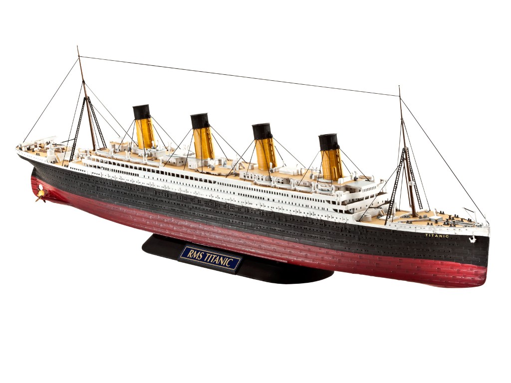 R.M.S. Titanic - Revell 1:700 R.M.S. Titanic