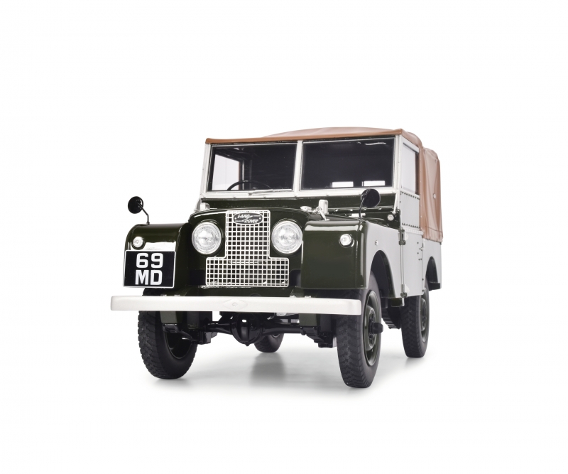 Land Rover 80 dunkelgrün 1:12 - Sep 21