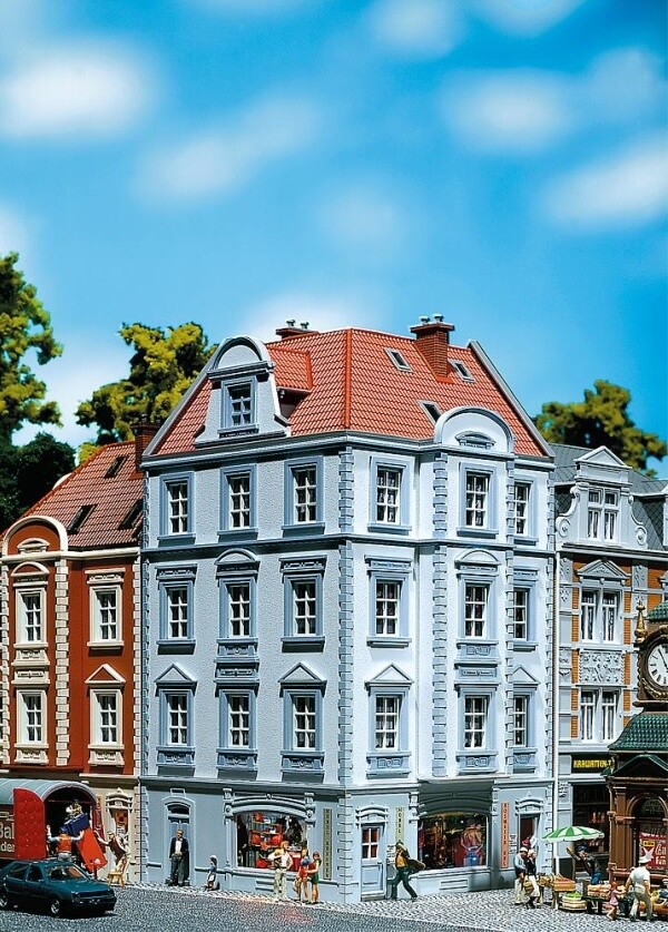 Stadteckhaus "Goethe - 122 x 112 x 217 mm  H0  Epoche: I