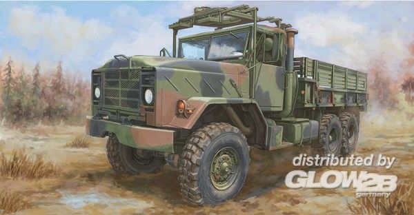 M923A2 Military Cargo Truck - I LOVE KIT 1:35 M923A2 Military Cargo Truck