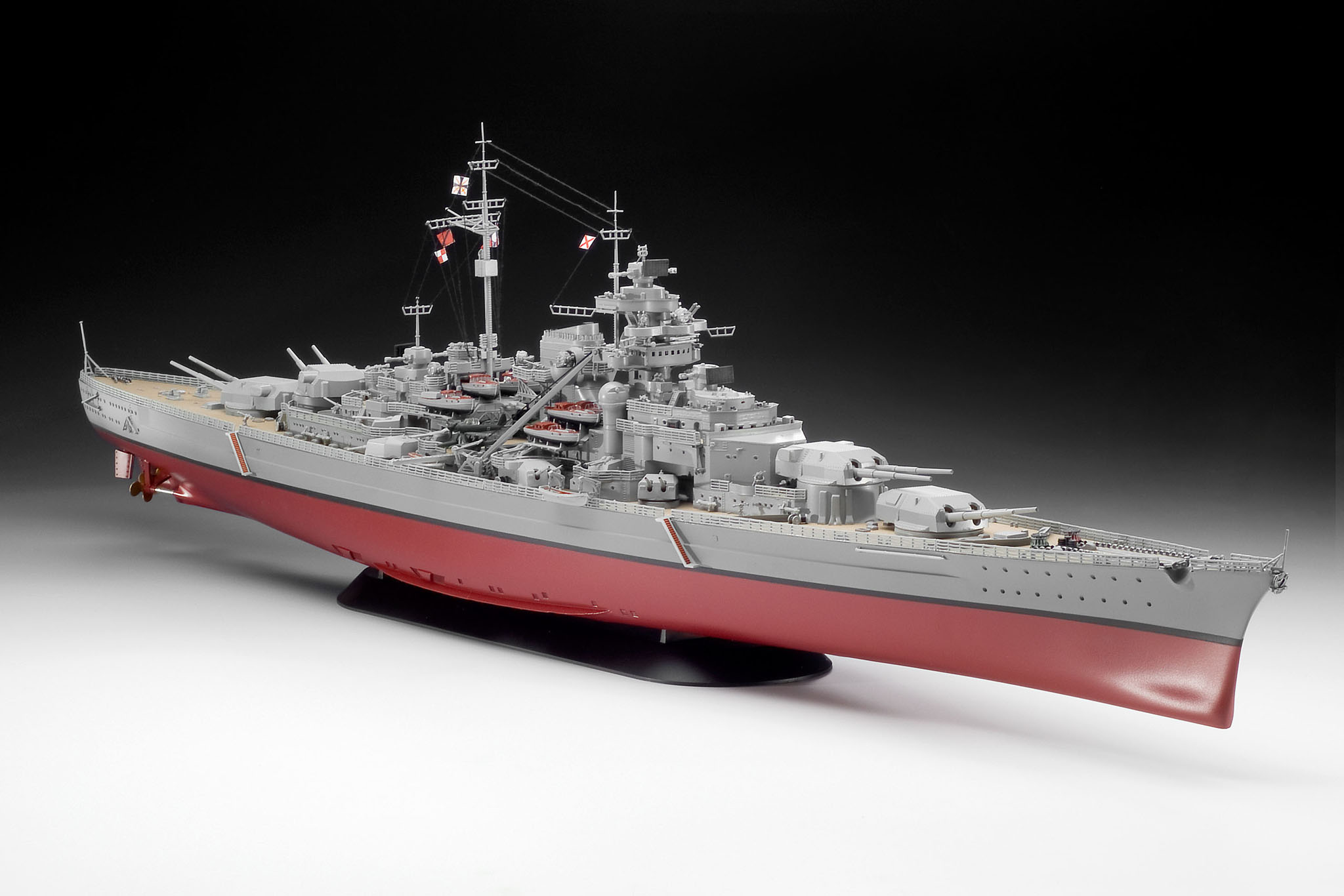 Battleship Bismarck - Revell 1:350 Bismarck