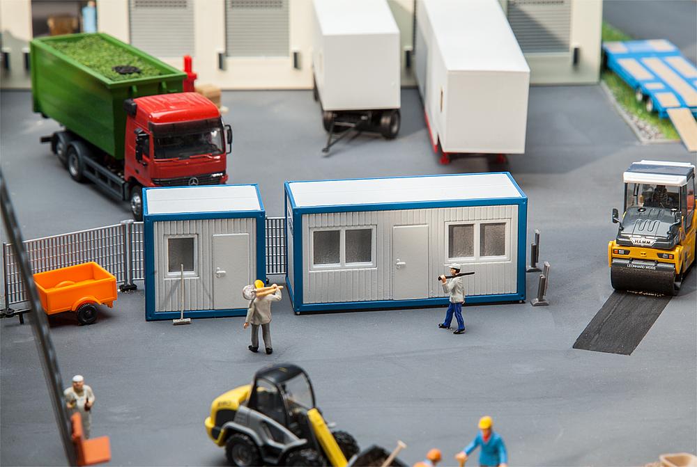 Bürocontainer - 70 x 28 x 33 mm, 35 x 28 x 33 mm  H0  Epoche: V