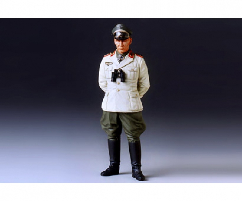 FELDMARSCHALL ROMMEL - 1:16 Figur Feldmarsch. Rommel Afrika