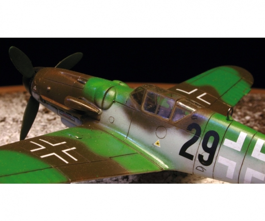 1:72 Messerschmit BF-109 G-6 - 1:72 Messerschmitt BF-109 G-6