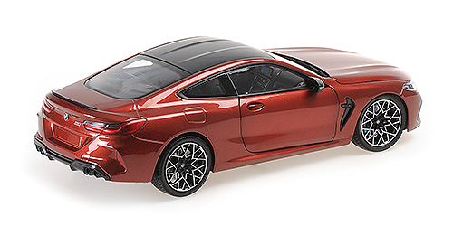 BMW M8 COUPE - RED METALLIC
