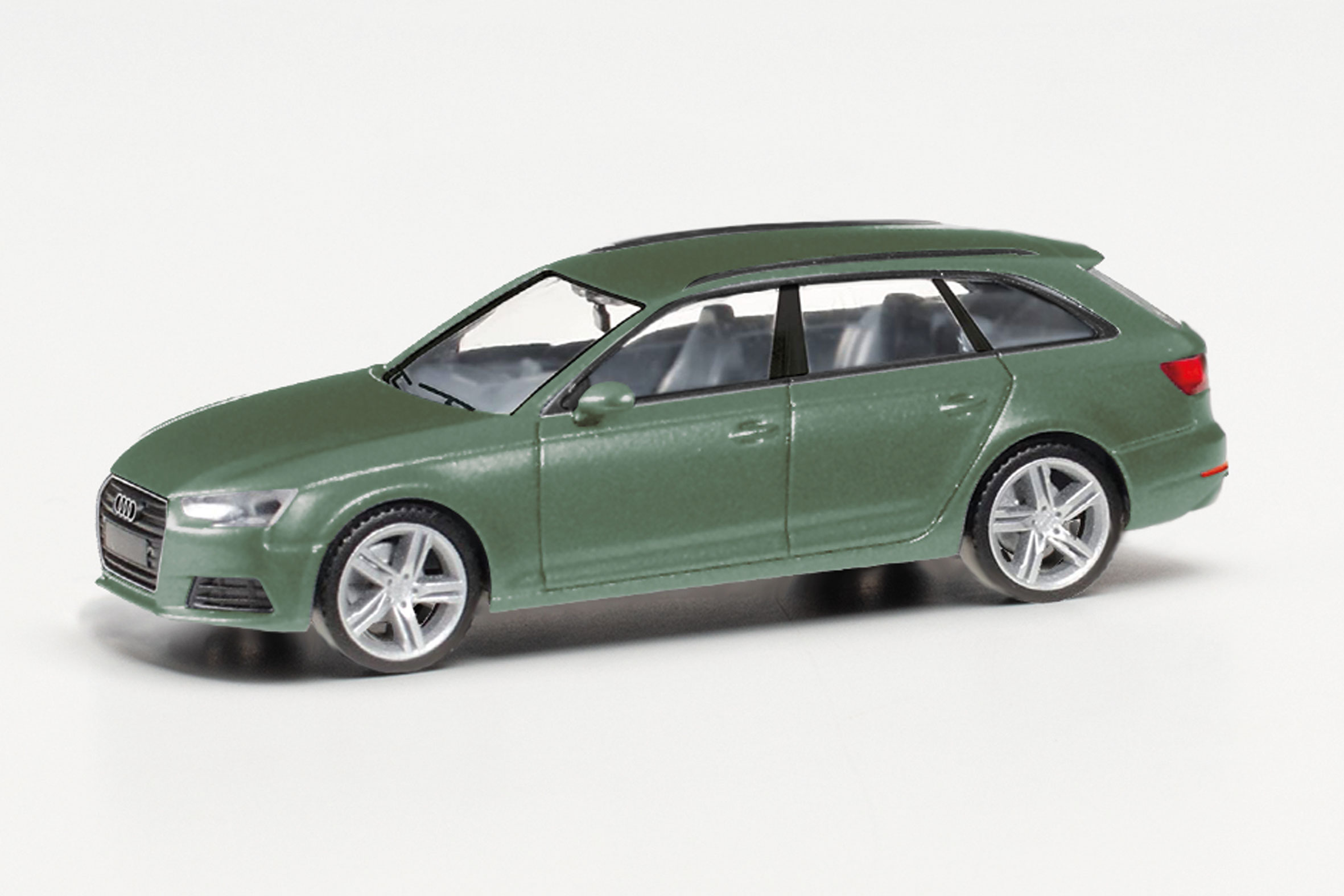 Audi A4 Avant, distriktgrün m