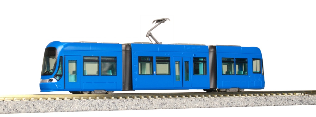 Moderner Straßenbahngelenkzug - blau