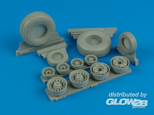 F-14A Tomcat weighted wheels - Wheelliant 1:32 F-14A Tomcat weighted wheels (TAM)