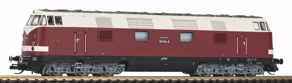 TT-Diesellok BR 118.5-8 Sparl - TT-Diesellok BR 118.5-8 Sparlack DR IV + DSS PluX16
